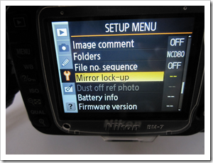 Nikon D80 DSLR - Activating mirror lock-up