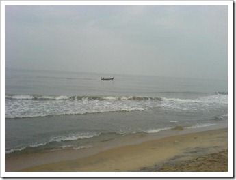 Fishermen on a solitary trip - cherai beach