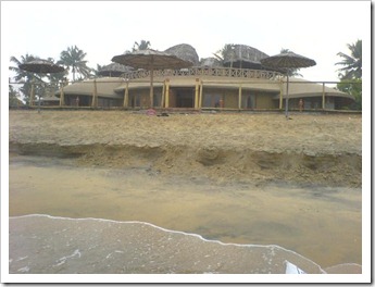 Baywatch is too close to the sea - cherai beach