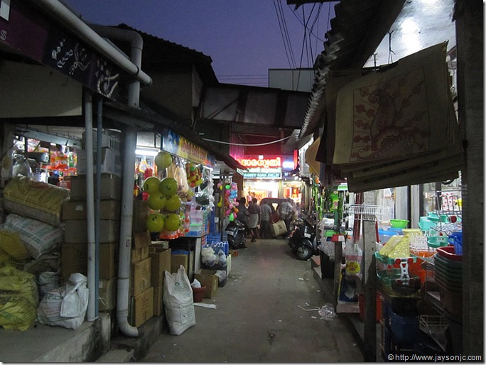 Chalai market at night