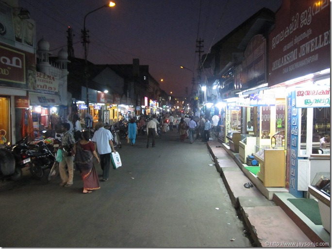 Chalai market road at night