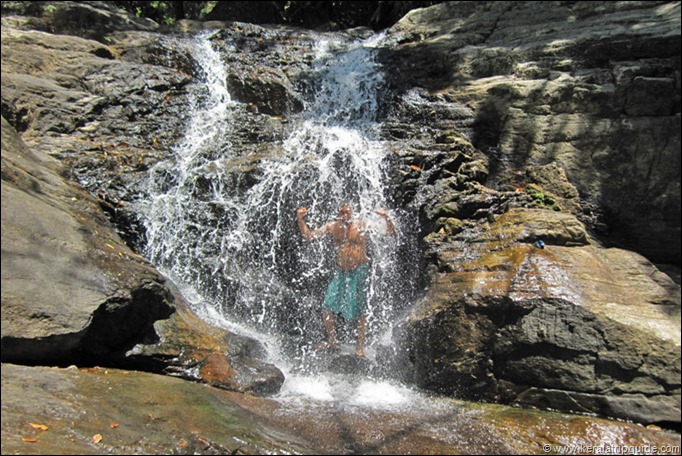 Vazapaithiyar waterfall