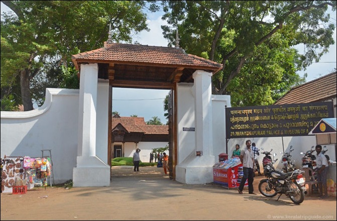 padmanabhapuram palace entrance